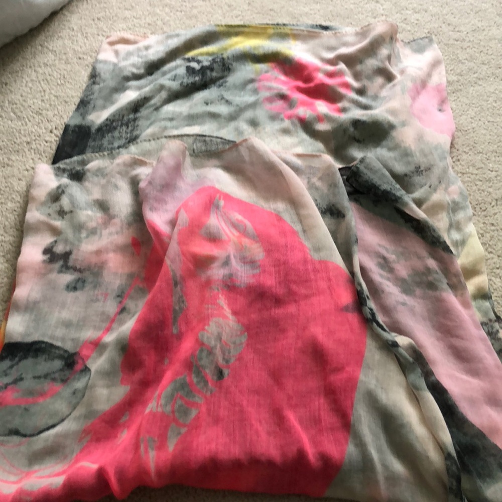 Pink, black and yellow scarf!